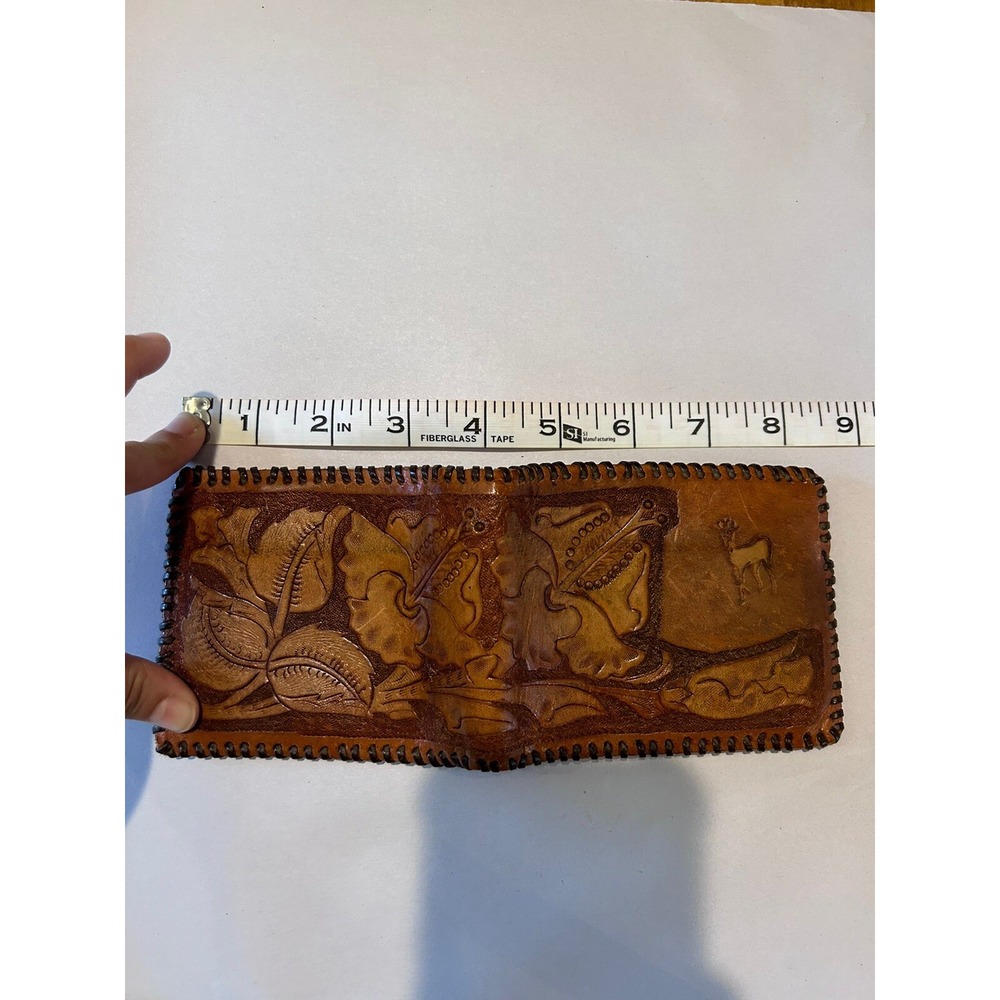 Carved Genuine Leather Men's Wallet